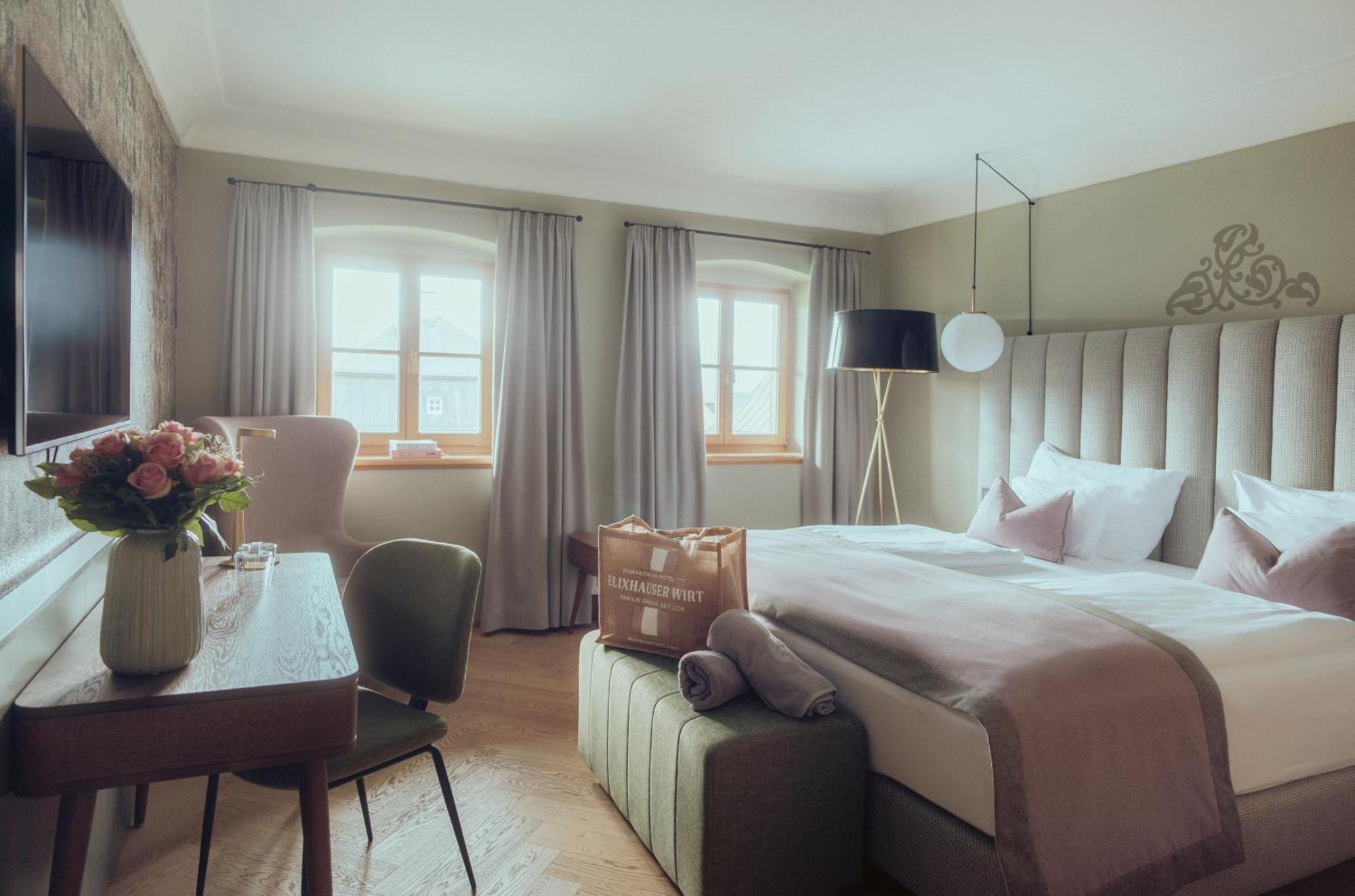 Romantik Spa Hotel Elixhauser Wirt Elixhausen Eksteriør billede